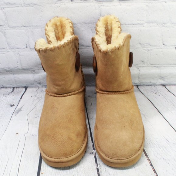 Lamo Brown Suede Button Faux Fur Lined Whipstitched Winter Ankle Boots Size 8 - Picture 5 of 9